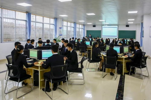 学电子商务专业几年毕业